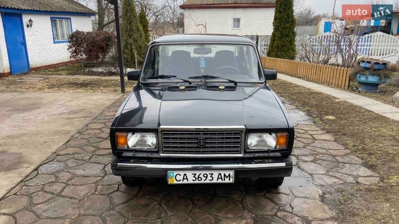 Седан ВАЗ / Lada 2107 2007 в Чернобае