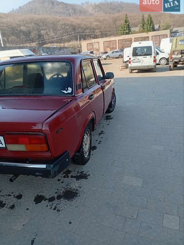 Седан ВАЗ / Lada 2107 2005 в Перечине