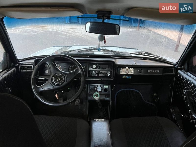 Седан ВАЗ / Lada 2107 1995 в Каменец-Подольском