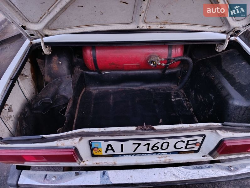 Седан ВАЗ / Lada 2107 1999 в Мироновке