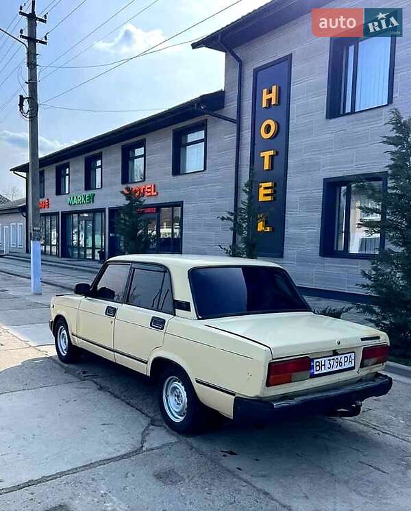 Седан ВАЗ / Lada 2107 1985 в Кілії фото Седан ВАЗ / Lada 2107 1985 в Кілії