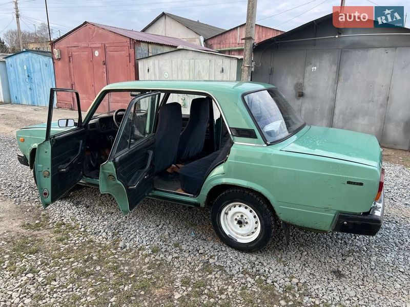 Седан ВАЗ / Lada 2107 1987 в Дрогобичі