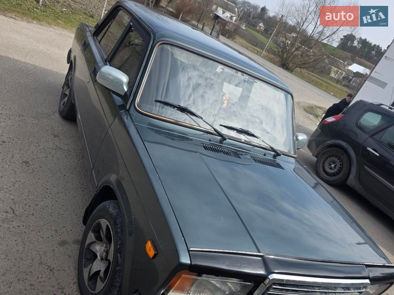 ВАЗ / Lada 2107 2010