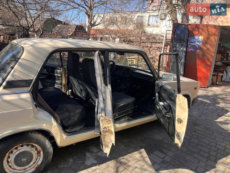 Седан ВАЗ / Lada 2107 1989 в Львове фото 10 Седан ВАЗ / Lada 2107 1989 в Львове