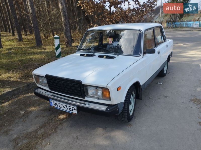 Седан ВАЗ / Lada 2107 2002 в Житомире фото Седан ВАЗ / Lada 2107 2002 в Житомире
