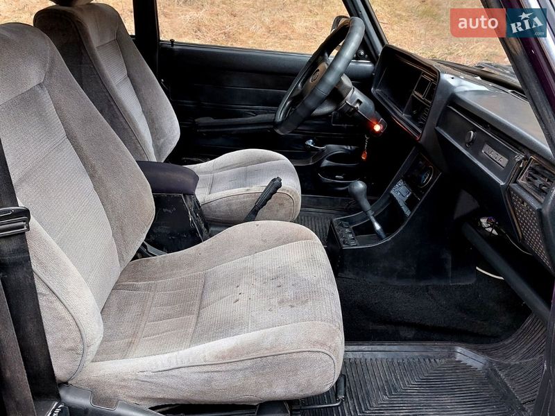 Седан ВАЗ / Lada 2107 2001 в Тростянце