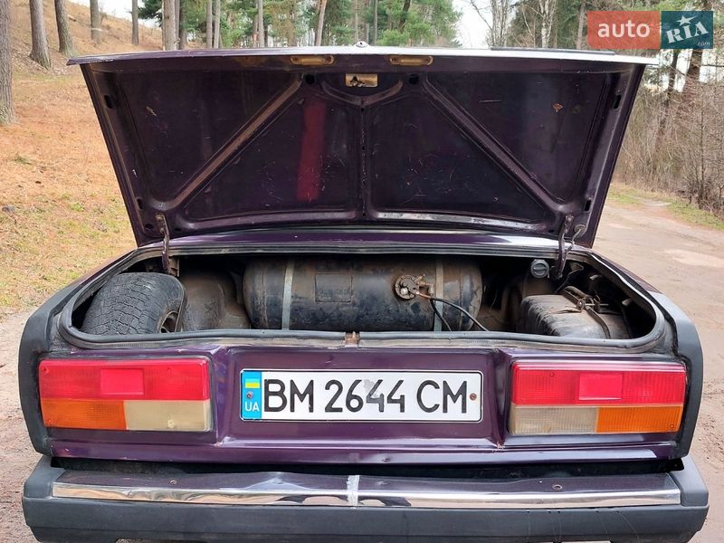 Седан ВАЗ / Lada 2107 2001 в Тростянце