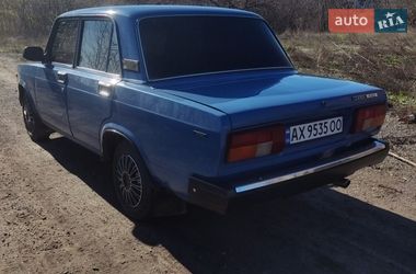 Седан ВАЗ 2107 1988 в Краснограде