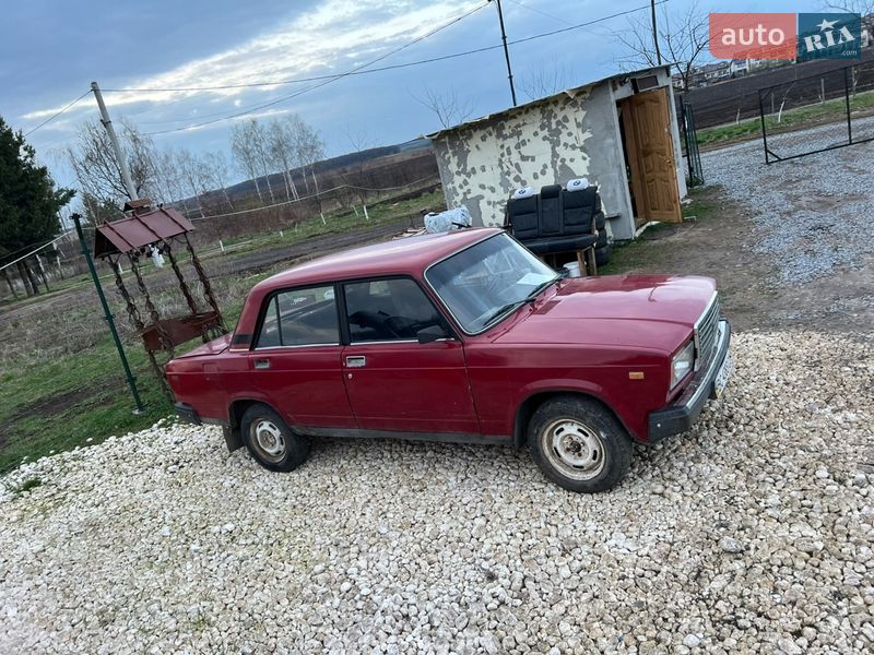 Седан ВАЗ / Lada 2107 1989 в Львові