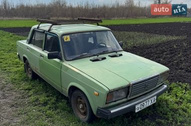 Седан ВАЗ 2107 1982 в Карлівці
