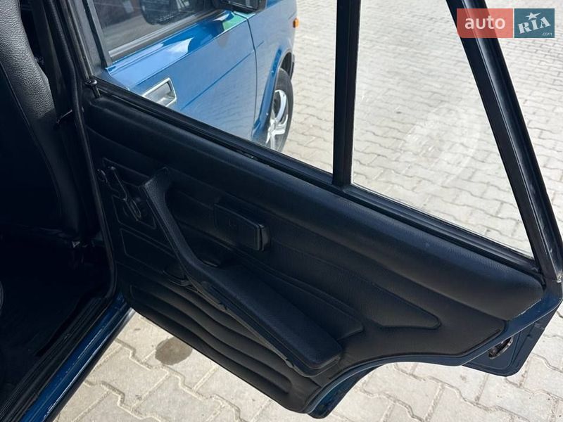 Седан ВАЗ / Lada 2107 2004 в Томашполі