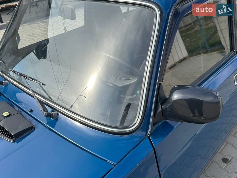 Седан ВАЗ / Lada 2107 2004 в Томашполі