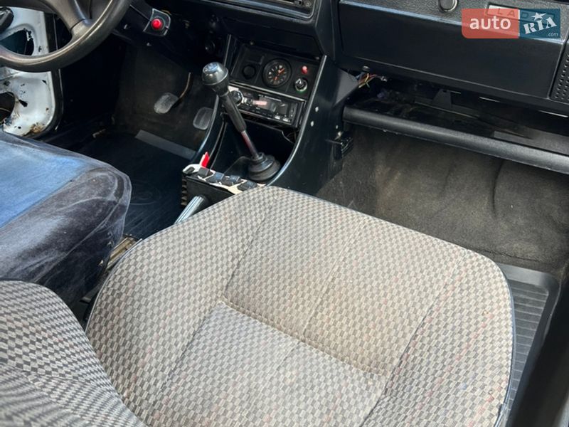 Седан ВАЗ / Lada 2107 1999 в Харкові фото 7 Седан ВАЗ / Lada 2107 1999 в Харкові