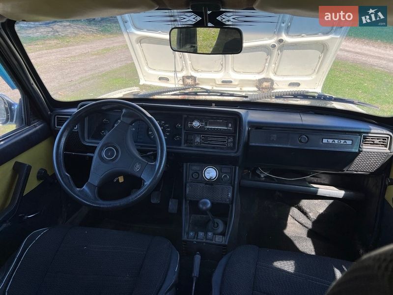 Седан ВАЗ / Lada 2107 2000 в Батурині