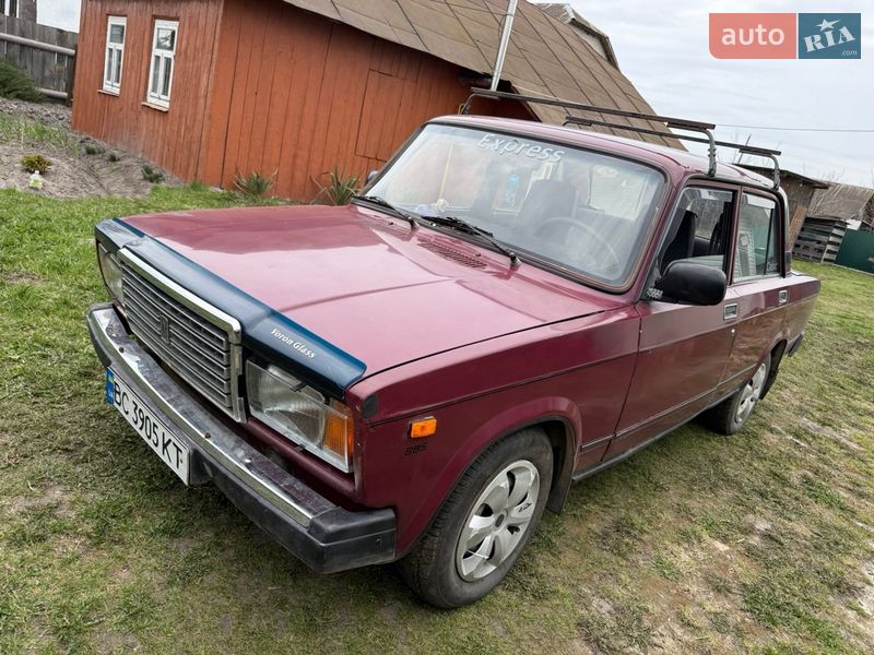 Седан ВАЗ / Lada 2107 2005 в Шептицькому