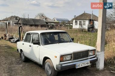 Седан ВАЗ / Lada 2107 2004 в Нежине