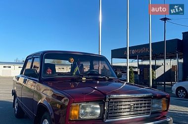 Седан ВАЗ 2107 2002 в Гайсине