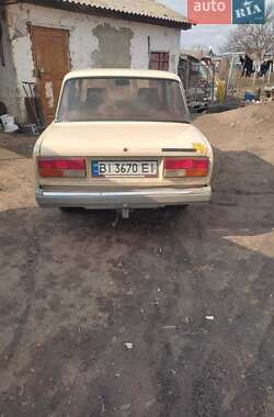 Седан ВАЗ 2107 1986 в Карловке