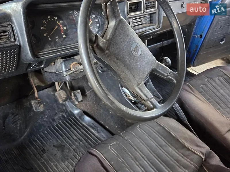 ВАЗ / Lada 2107 1989 VIN XTA210700L0500911 фото оголошення 5 з 36