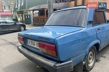 Седан ВАЗ / Lada 2107 2005 в Умани
