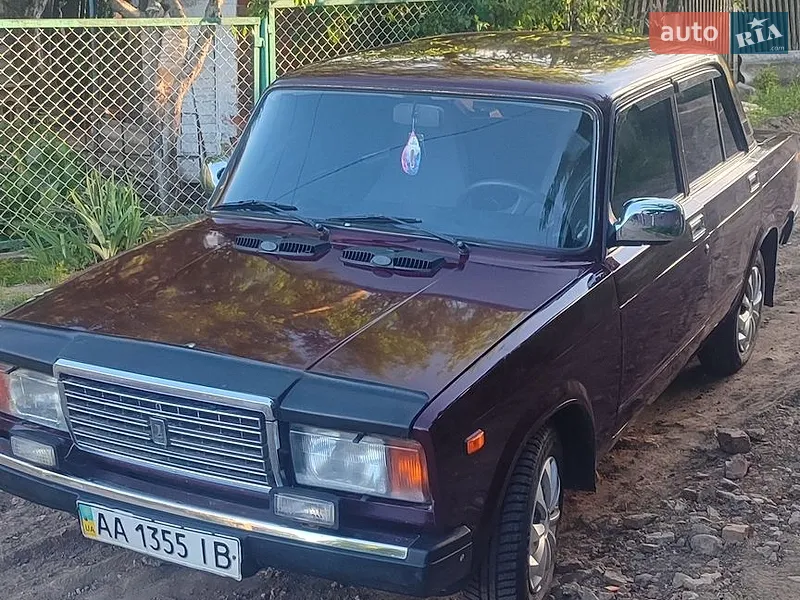 ВАЗ / Lada 2107