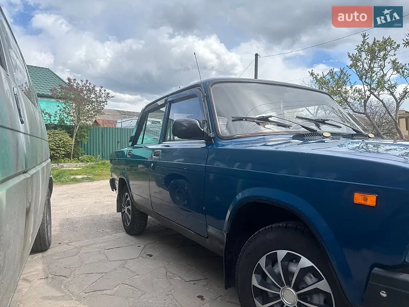ВАЗ / Lada 2107