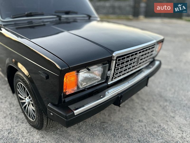 Седан ВАЗ / Lada 2107 2008 в Полонному