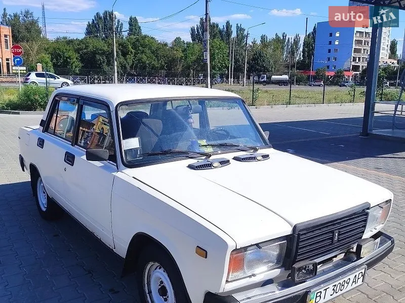 ВАЗ / Lada 2107