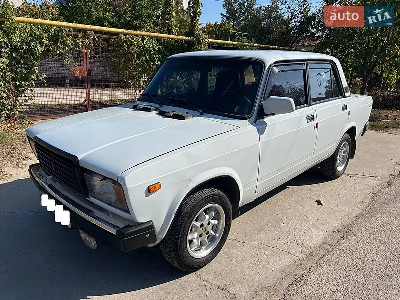 ВАЗ / Lada 2107