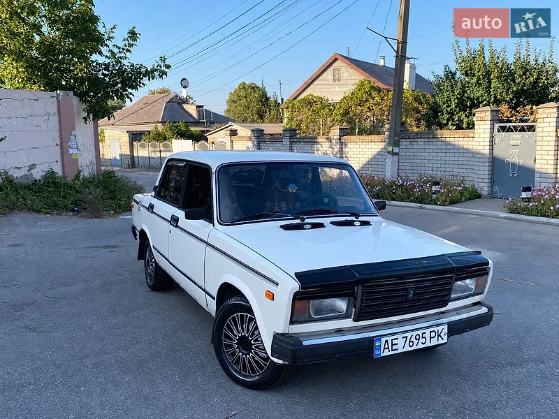 ВАЗ / Lada 2107