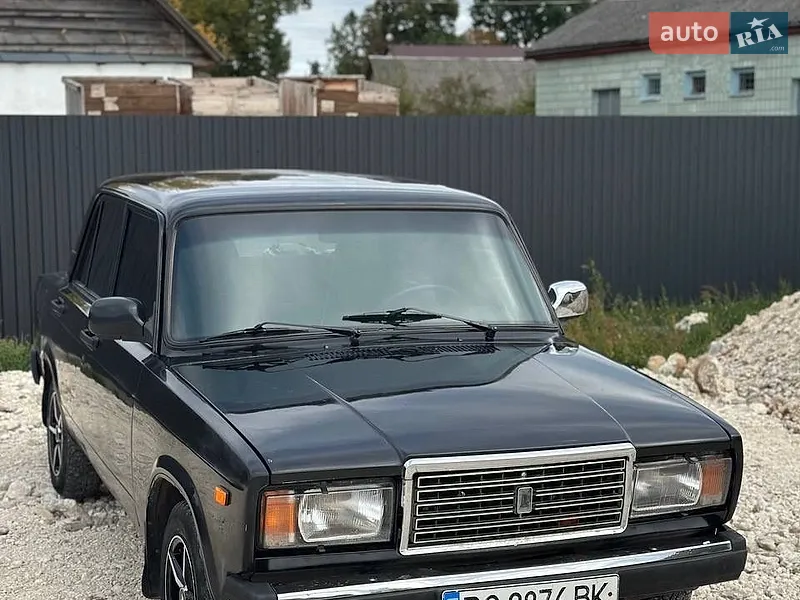 ВАЗ / Lada 2107