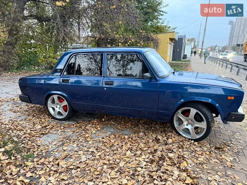 ВАЗ / Lada 2107