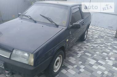 Хэтчбек ВАЗ / Lada 2108 1990 в Нежине