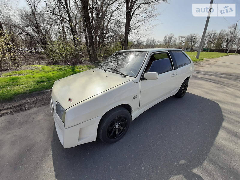 Хэтчбек ВАЗ / Lada 2108 1988 в Кривом Роге