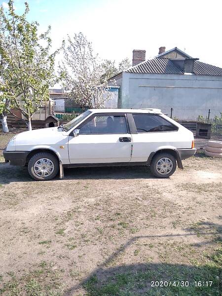 Седан ВАЗ / Lada 2108 1989 в Днепре