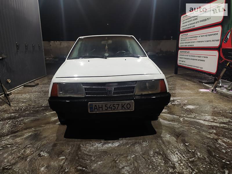 Хэтчбек ВАЗ / Lada 2108 1986 в Мирнограде