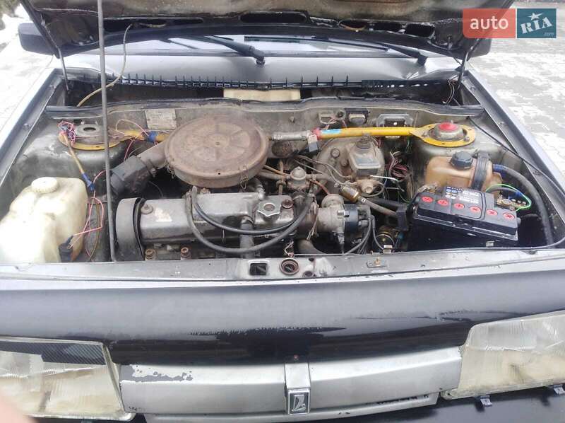 Хэтчбек ВАЗ / Lada 2108 1991 в Черновцах