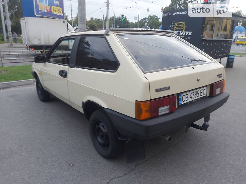 Хэтчбек ВАЗ / Lada 2108 1987 в Чернигове