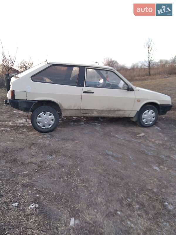 Хэтчбек ВАЗ 2108 1991 в 