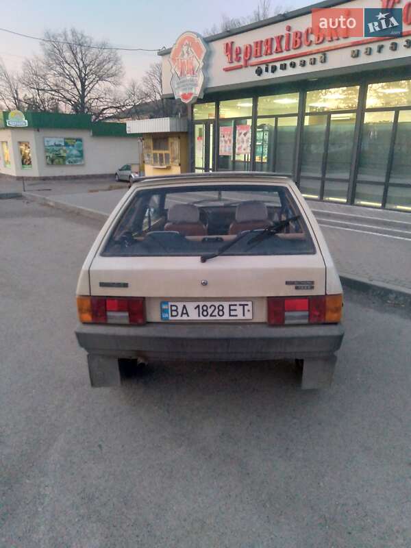 Хетчбек ВАЗ / Lada 2108 1985 в Кропивницькому