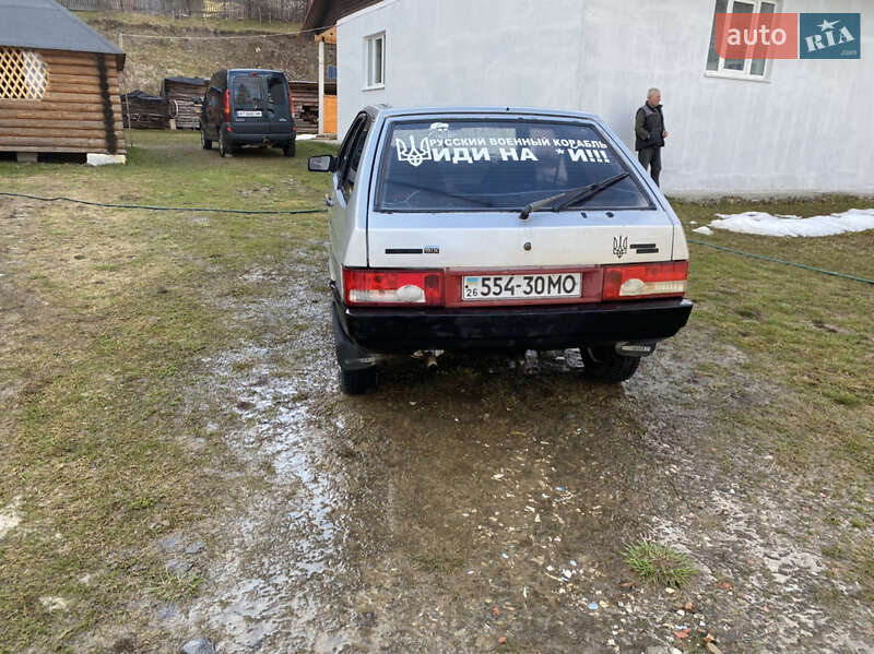 Универсал ВАЗ / Lada 2108 1987 в Яремче фото 5 Универсал ВАЗ / Lada 2108 1987 в Яремче