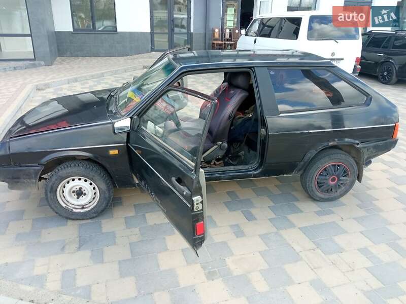 Седан ВАЗ / Lada 2108 1990 в Владимире фото 7 Седан ВАЗ / Lada 2108 1990 в Владимире