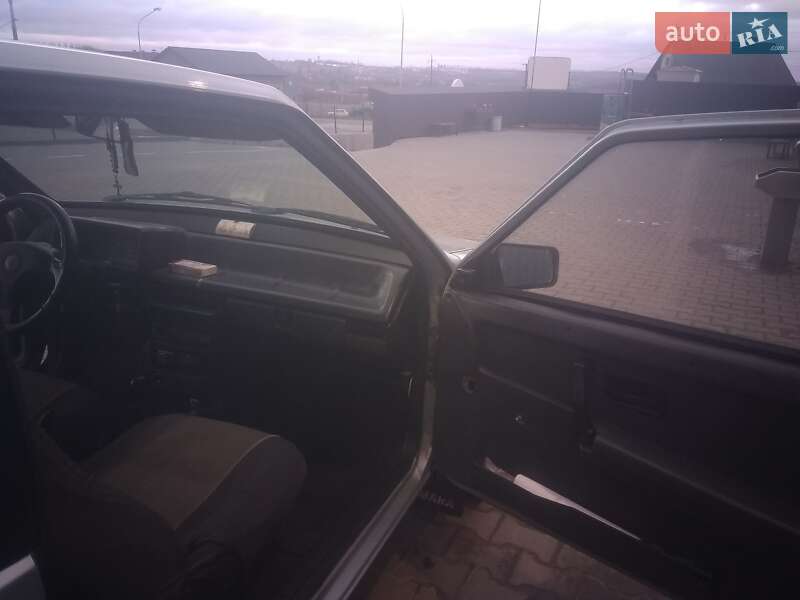 Хетчбек ВАЗ / Lada 2108 1998 в Кам'янець-Подільському фото 11 Хетчбек ВАЗ / Lada 2108 1998 в Кам'янець-Подільському