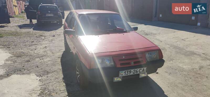 Хетчбек ВАЗ / Lada 2108 1992 в Сумах