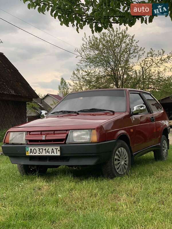 Хэтчбек ВАЗ / Lada 2108 1997 в Тячеве