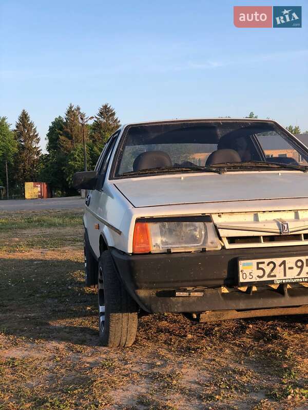 Хэтчбек ВАЗ 2108 1987 в 
