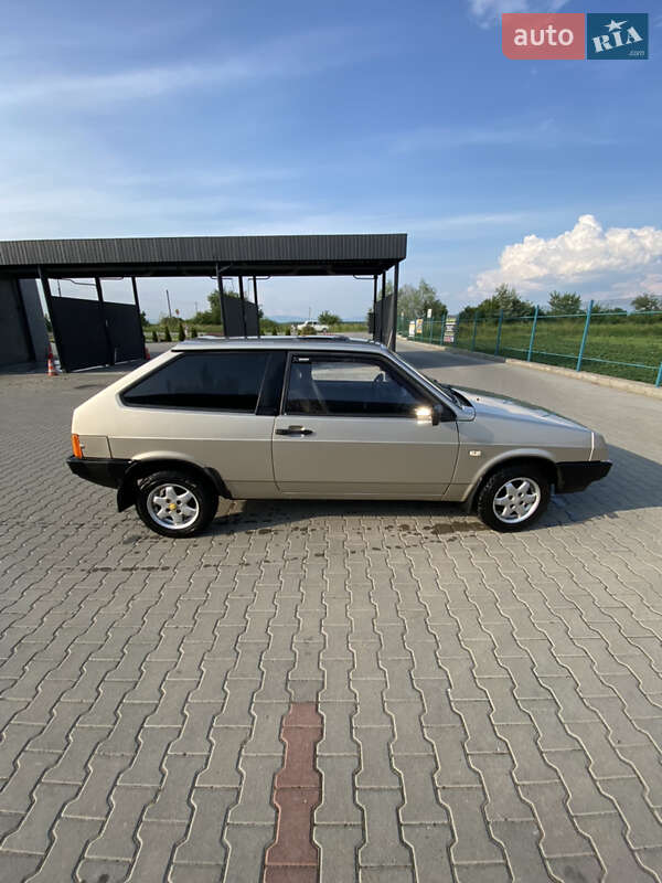 Хэтчбек ВАЗ / Lada 2108 1986 в Берегово