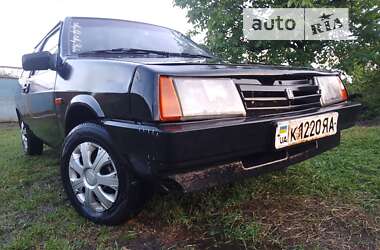 Хэтчбек ВАЗ / Lada 2108 1992 в Першотравенске