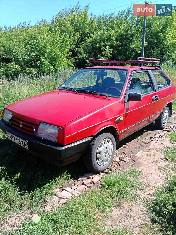 Хэтчбек ВАЗ / Lada 2108 1987 в Боровой