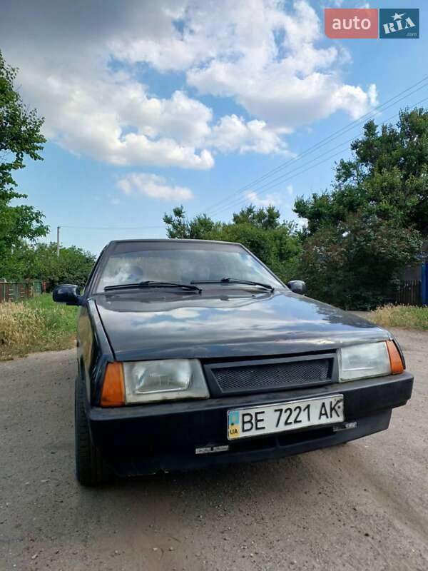 Хэтчбек ВАЗ / Lada 2108 1988 в Николаеве